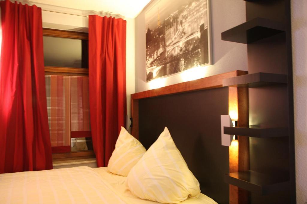 Sl'Otel - Das Stadthotel - Voll Klimatisiert Bernburg Chambre photo