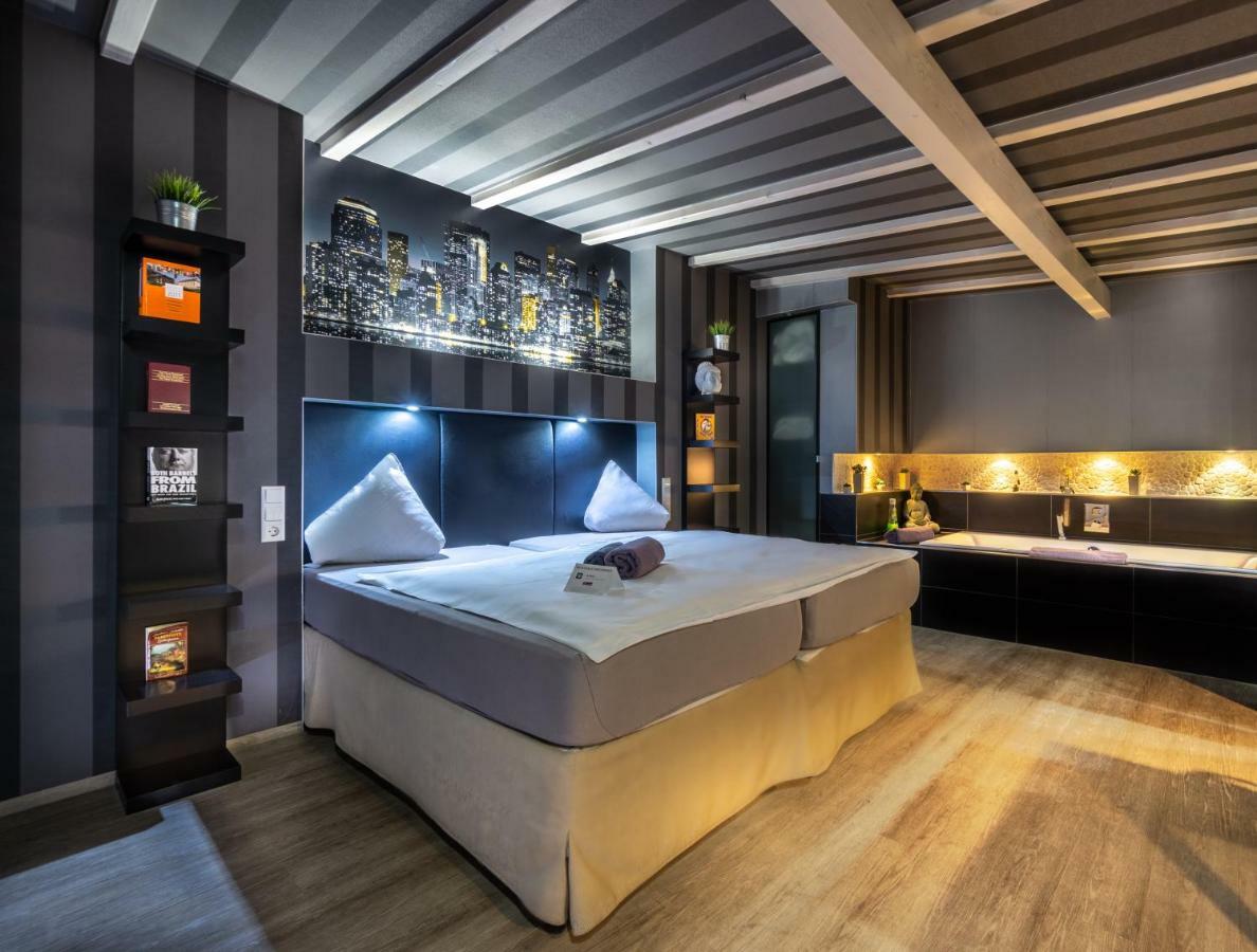 Sl'Otel - Das Stadthotel - Voll Klimatisiert Bernburg Extérieur photo