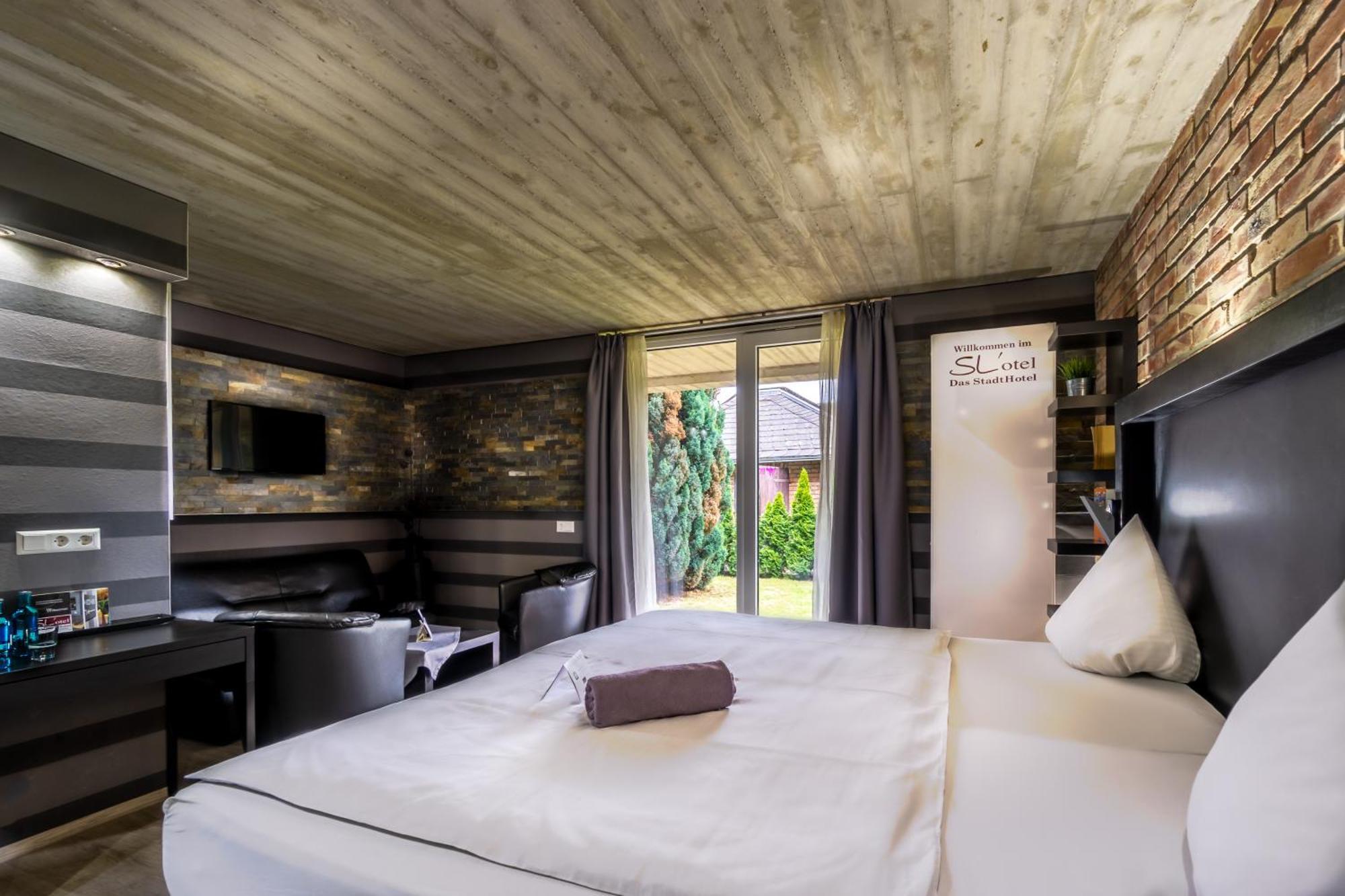 Sl'Otel - Das Stadthotel - Voll Klimatisiert Bernburg Extérieur photo