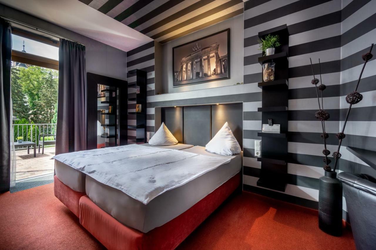 Sl'Otel - Das Stadthotel - Voll Klimatisiert Bernburg Extérieur photo