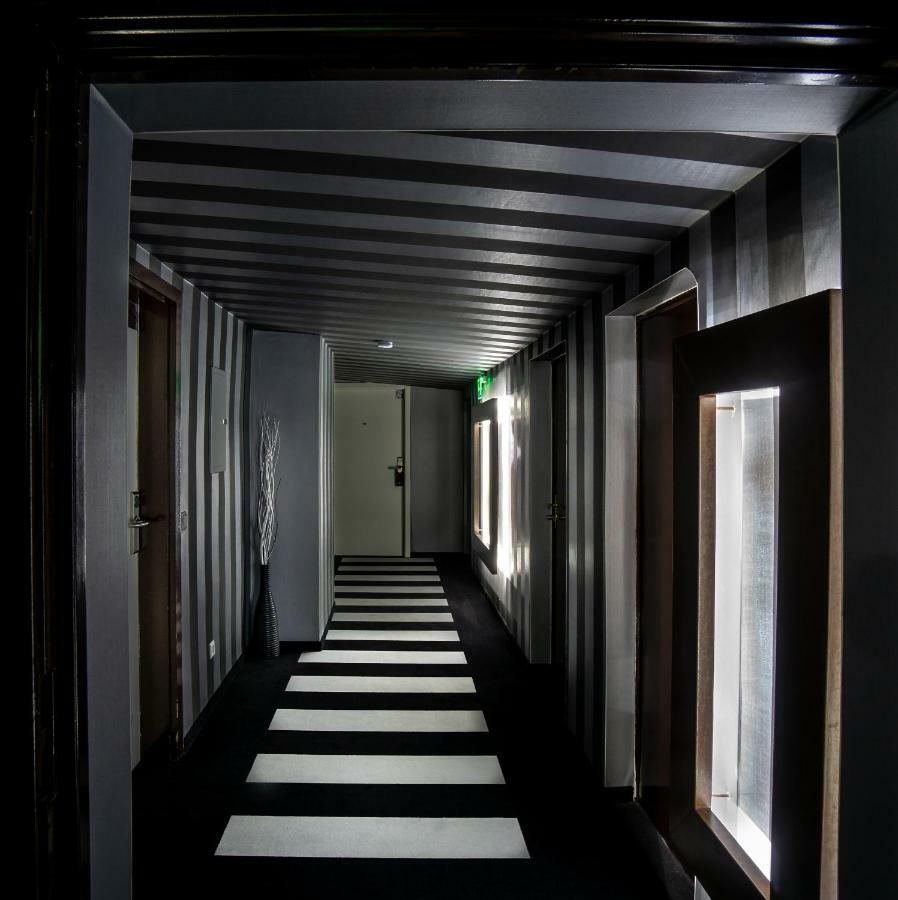 Sl'Otel - Das Stadthotel - Voll Klimatisiert Bernburg Extérieur photo