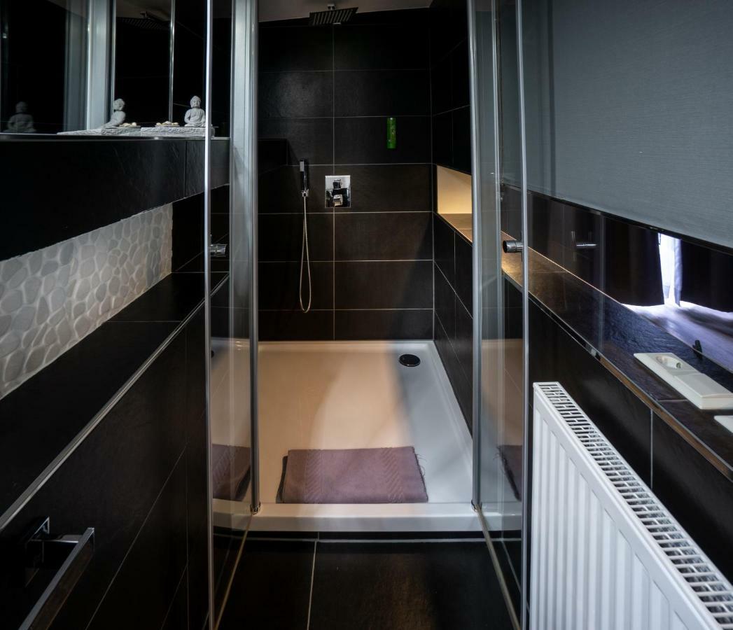Sl'Otel - Das Stadthotel - Voll Klimatisiert Bernburg Extérieur photo